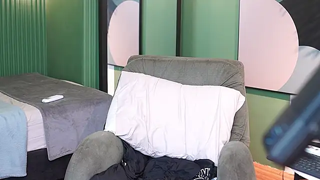 Reik_Vonn live sex cam