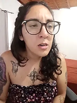 Melinerd live sex cam