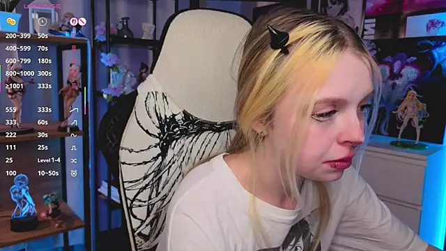 ElvenQueen's cam snapshot