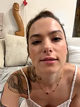 Sugarbellax's cam snapshot