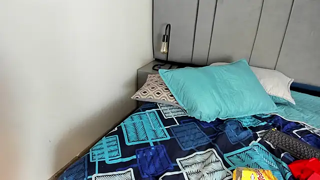 laura_hotties's cam snapshot