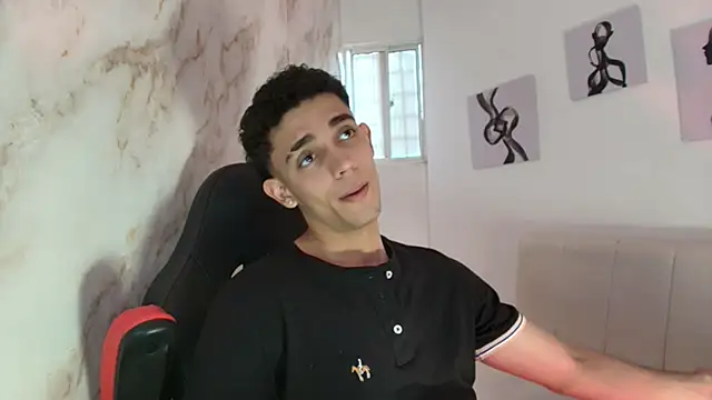 nathan_shimmer's cam snapshot