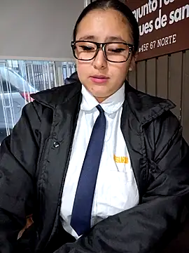 Cute_Penelope live sex cam