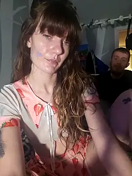 YourFavCanadianMILF's cam snapshot