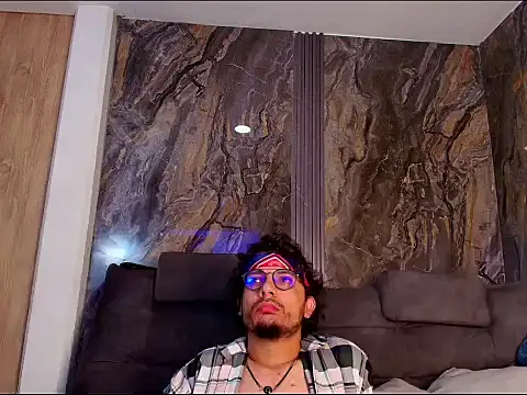 EnzoDarkwood's cam snapshot