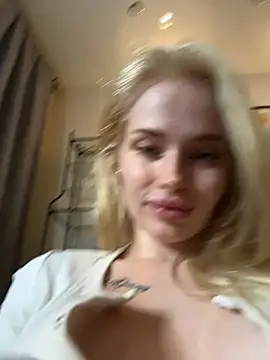 Vladamais live sex cam