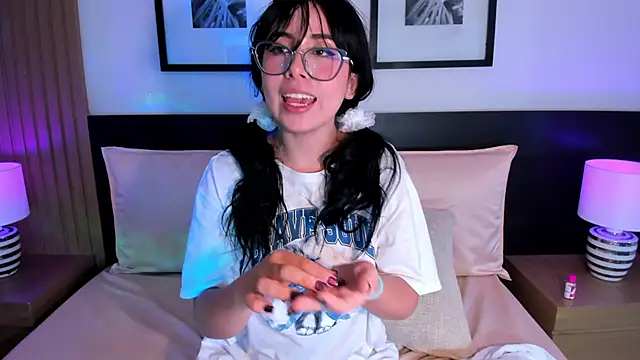 vi_anaya live sex cam