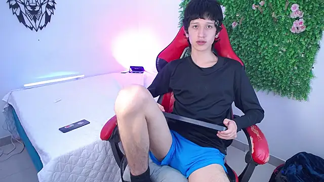 Emo_Boy_ live sex cam