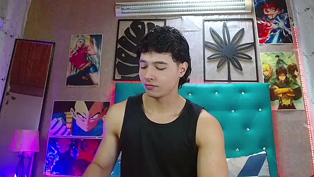 LiamAndrewzz live sex cam