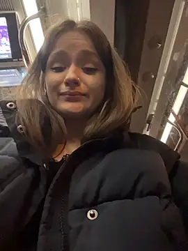 KittyQueeny live sex cam