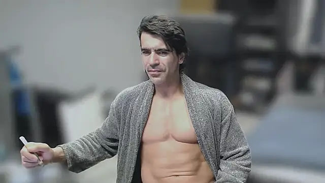 latinoo23bom live sex cam