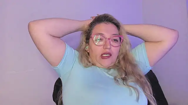 Naty_Mature_ live sex cam