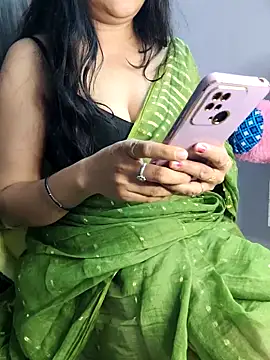 santurmom's cam snapshot