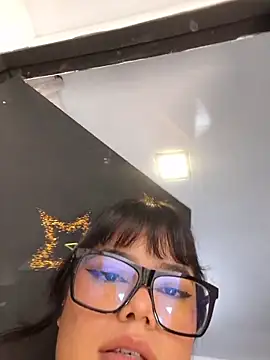 annie__20's cam snapshot