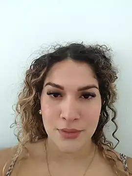 Sara_smiiith211's cam snapshot