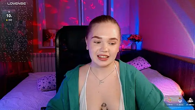 EmiRisse's cam snapshot