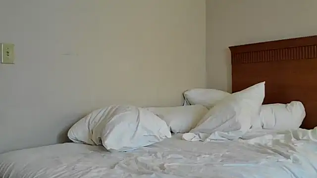 CloudyHungSoCal's cam snapshot