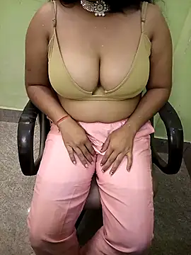 Lipstickss's cam snapshot