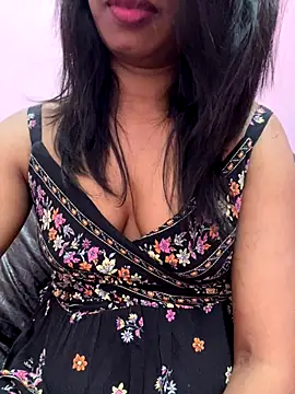 tamil_Aarathi's cam snapshot