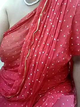 Tamil_aishu09's cam snapshot