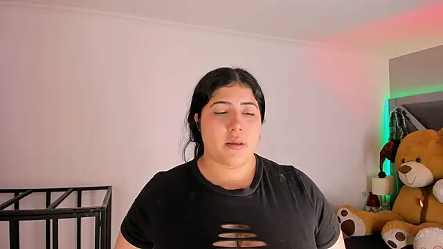 AmberiniHoffman live sex cam