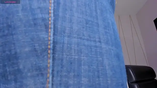 SunnyRivers live sex cam