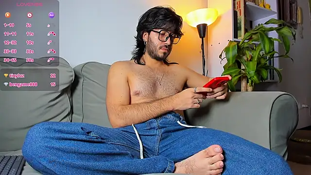 Ackerman_Eren_ live sex cam