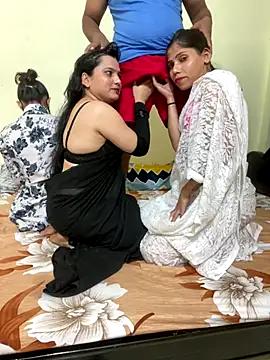 Pink-Pussy-Russian-Girl live sex cam