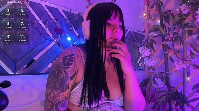 EternaAura live sex cam