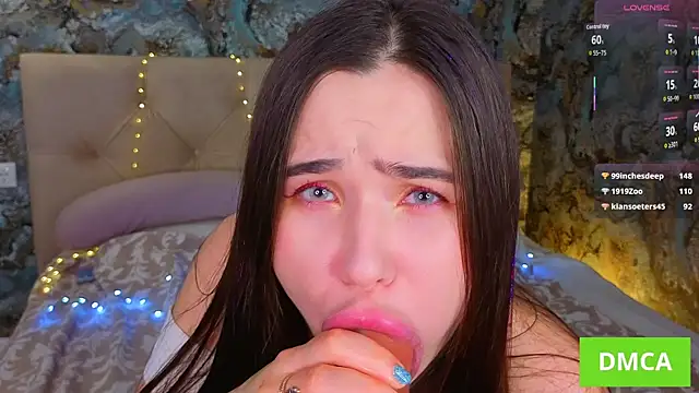 KateBleare live sex cam