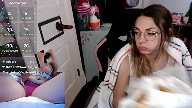 KierBearKisses live sex cam