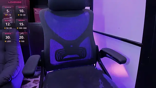 SharonQueen1 live sex cam