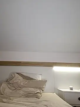 Xladycharme live sex cam