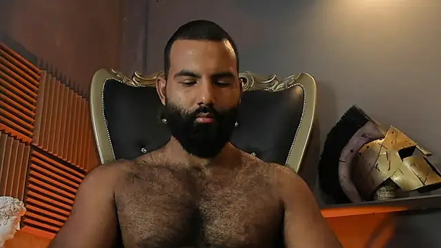 BeardAndrew live sex cam