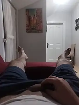 Aykut1990 live sex cam