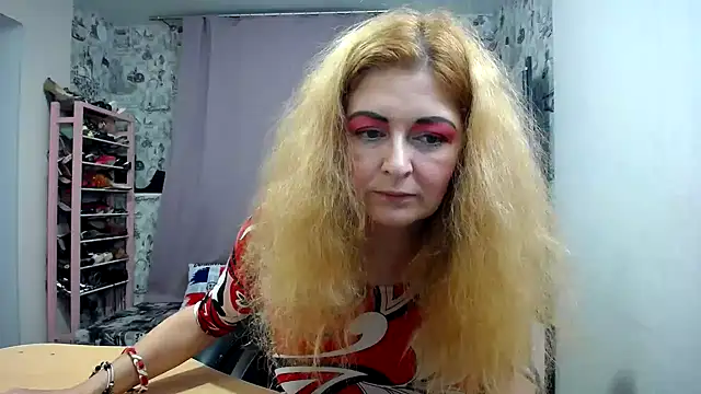 Helen1974 live sex cam