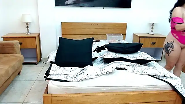 MaloryAndLuna live sex cam