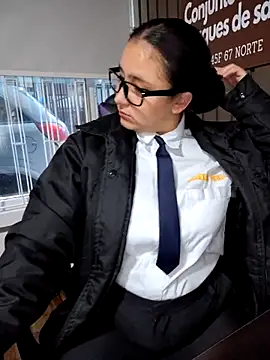 Cute_Penelope live sex cam