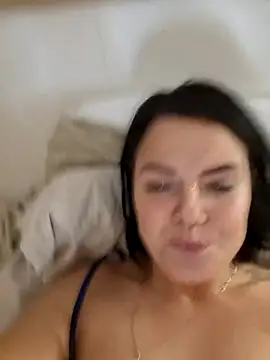 Xladycharme live sex cam