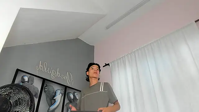 camillo_virgil live sex cam