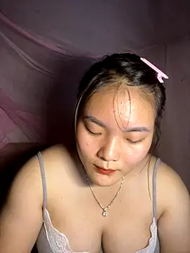 Beautiful-light22's cam snapshot