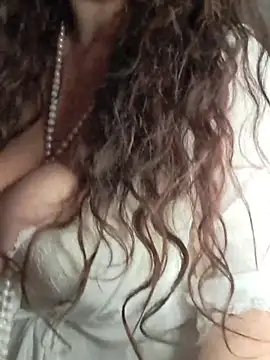 GypsyEsmeralda live sex cam