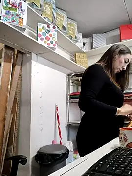 Mia_Novikov live sex cam