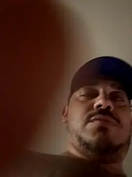 Your_Going2Luv_Me live sex cam