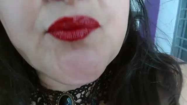 Kerly_Doll live sex cam