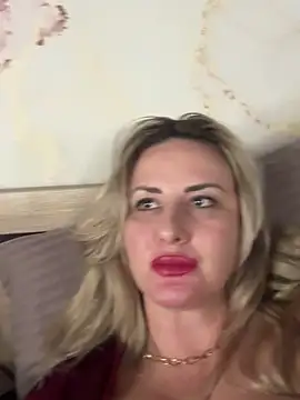 LanaShockk live sex cam