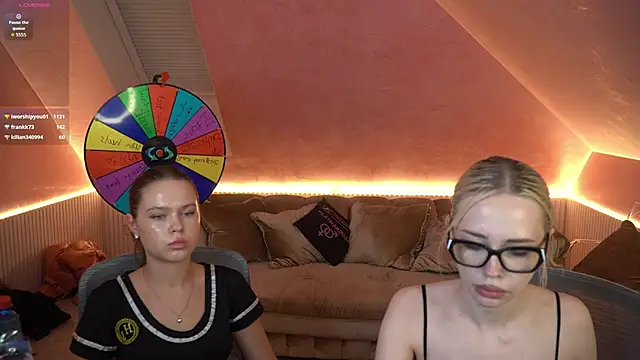 Jessica_start's cam snapshot