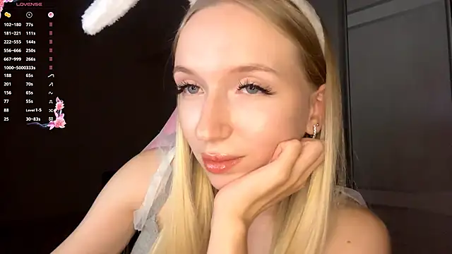 LaceDream's cam snapshot