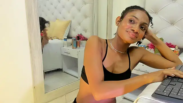 kamii_arias live sex cam