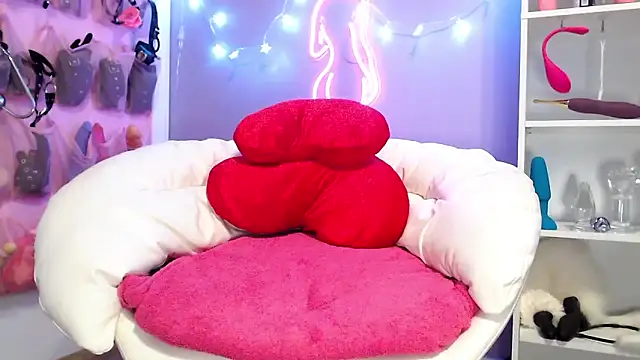 Sweeeets85 live sex cam